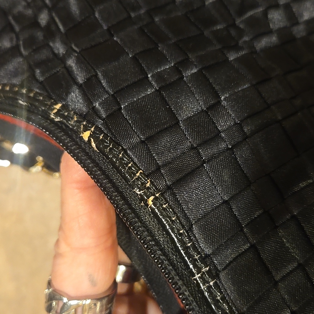 The Sak Classy Black Shoulder Bag - Picture 10 of 13